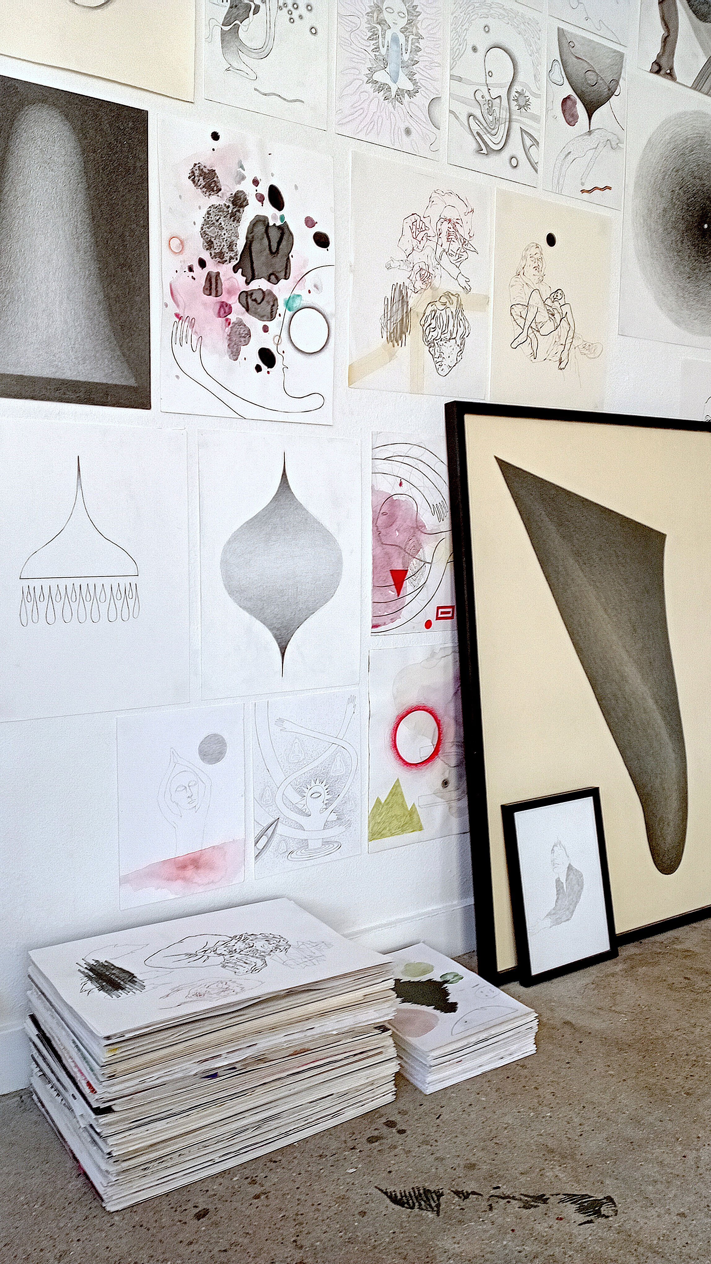 View fra udstillingen <i>Knus glasset og fald ind i glaspusterens ånde</i>. Foto: Ole Bak Jakobsen.