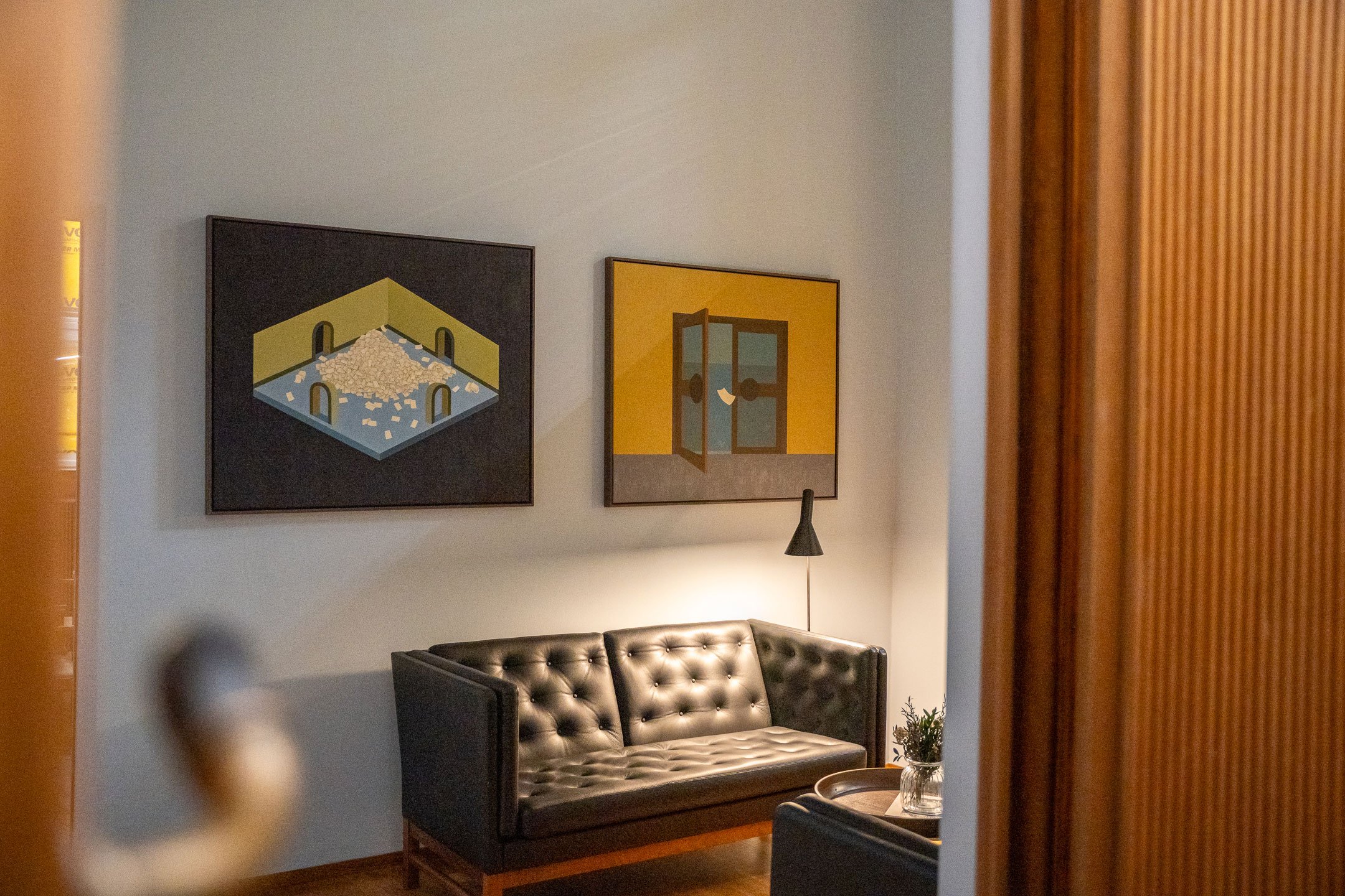 </i>Mellemgang<i> malerier af Jens Axel Beck </i>Paper (Gensyn)</i> (2018). Foto: Dansk Erhverv.