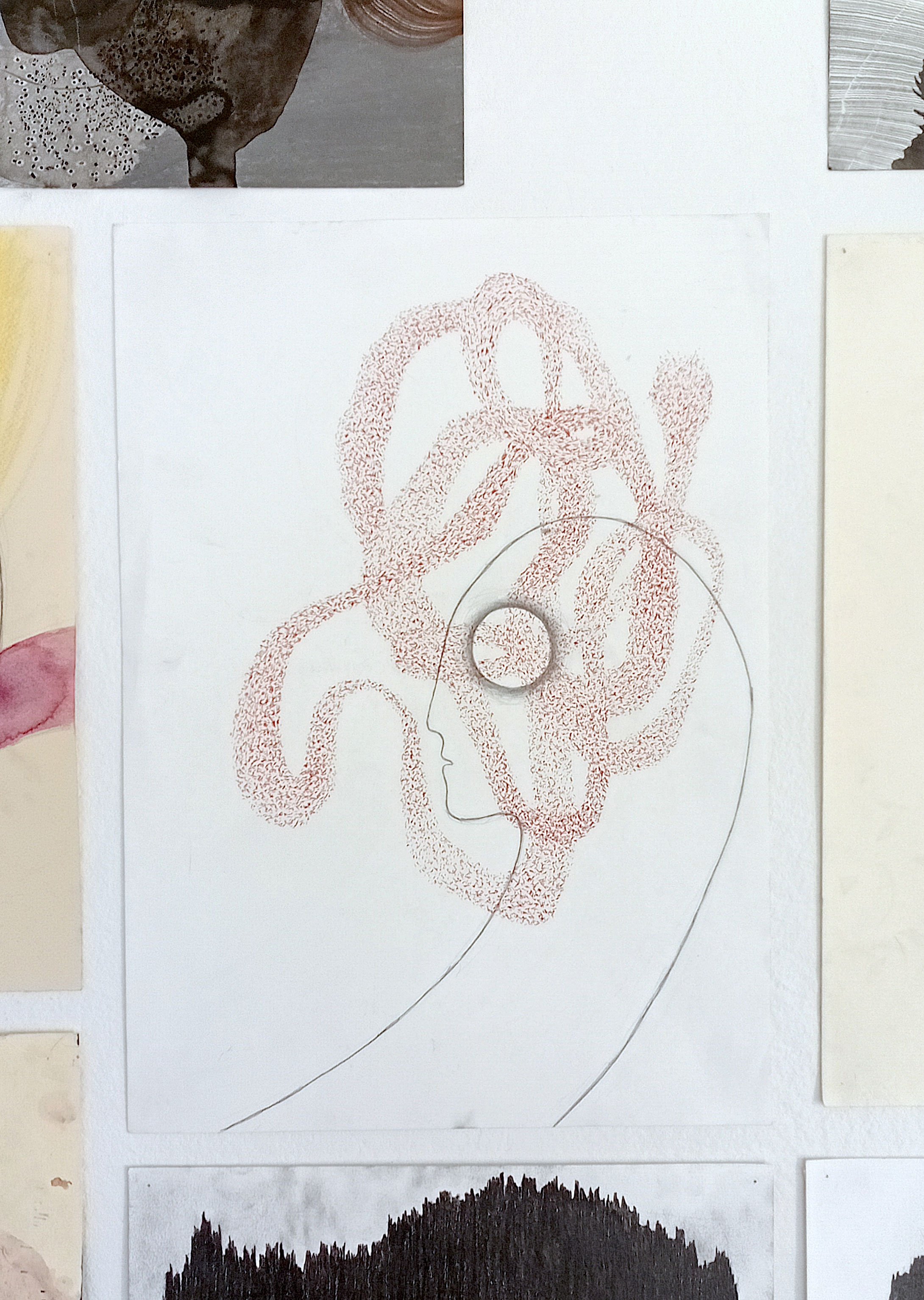 Fra udstillingen <i>Knus glasset og fald ind i glaspusterens ånde</i>. Foto: Ole Bak Jakobsen.