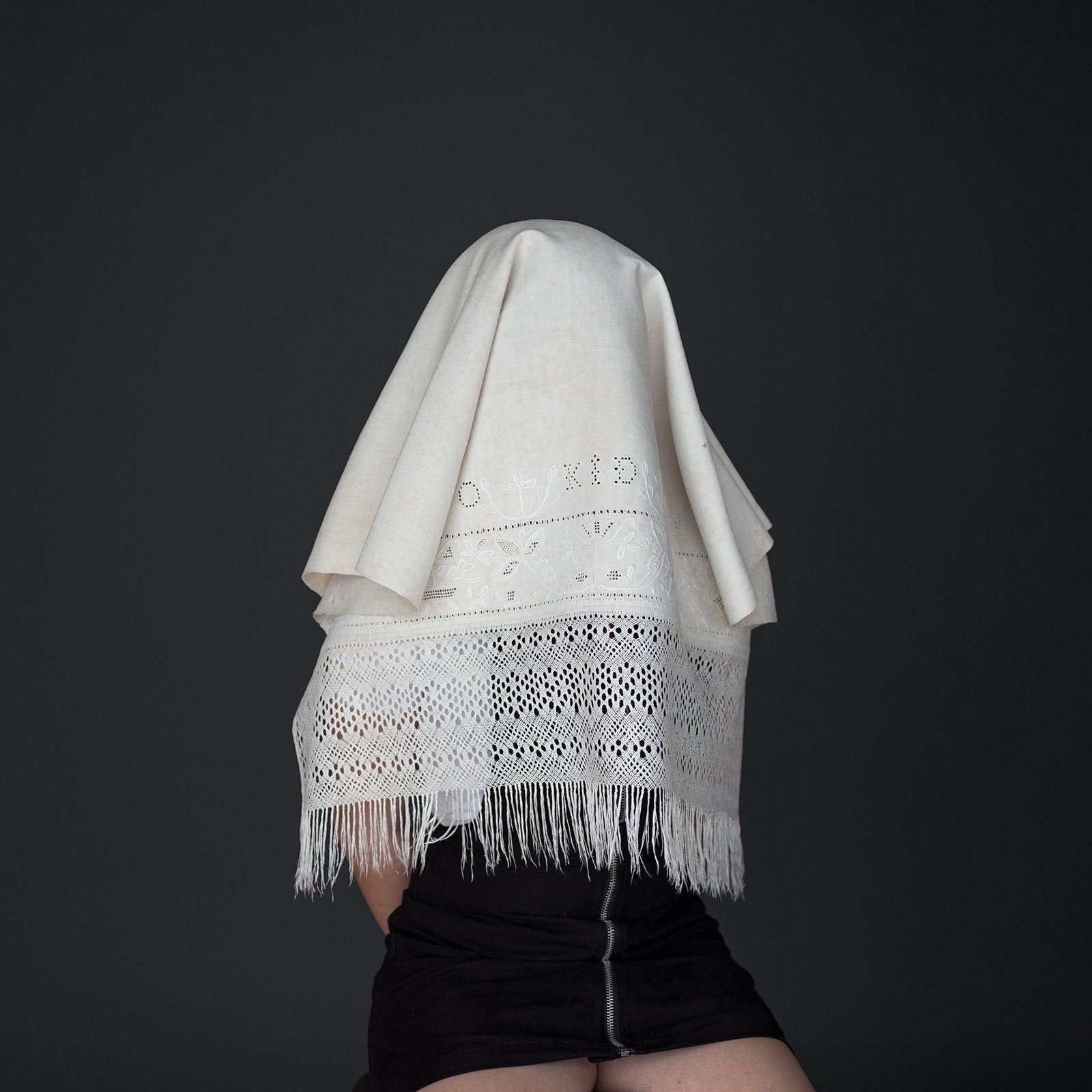 Trine Søndergaard: <i>Hovedtøj 42</i>, 2021. Courtesy of the artist and Martin Asbæk Gallery.