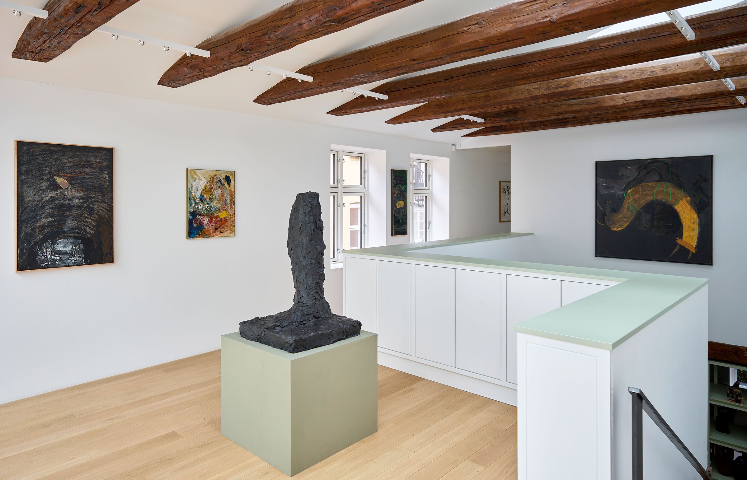 View fra udstillingen <i>Across Time and Media</i>. Foto: Galleri Bo Bjerggaard.