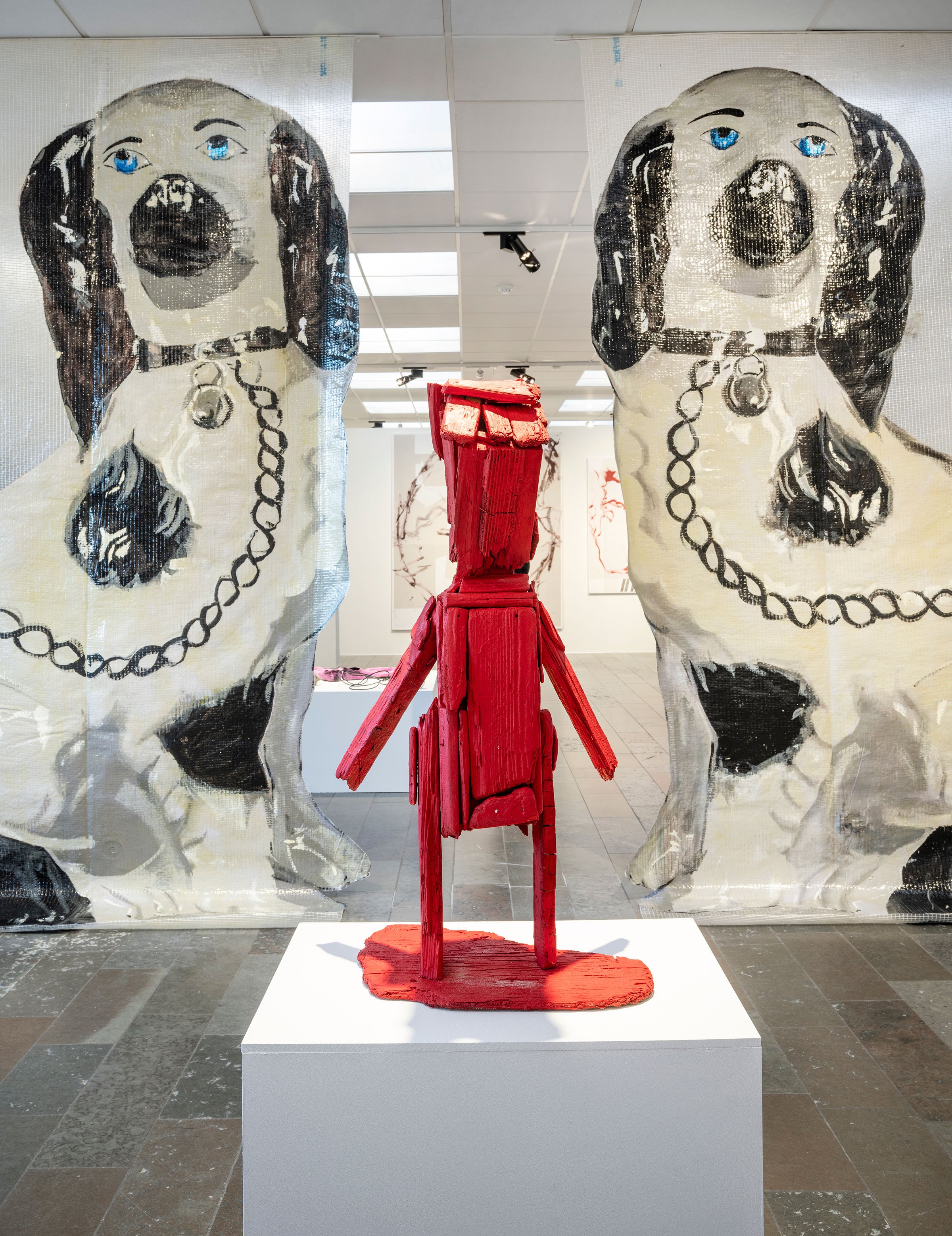 Alberte Skronski: Two Dogs + Leif Sylvester: Druknet sømand (Et råb om hjælp). Foto: Torben E. Meyer.