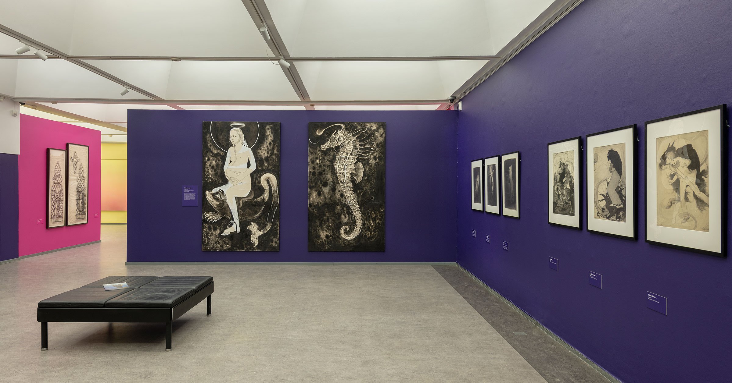 View fra udstillingen <i>At male det usynlige</i>. Foto: Lars Bay.