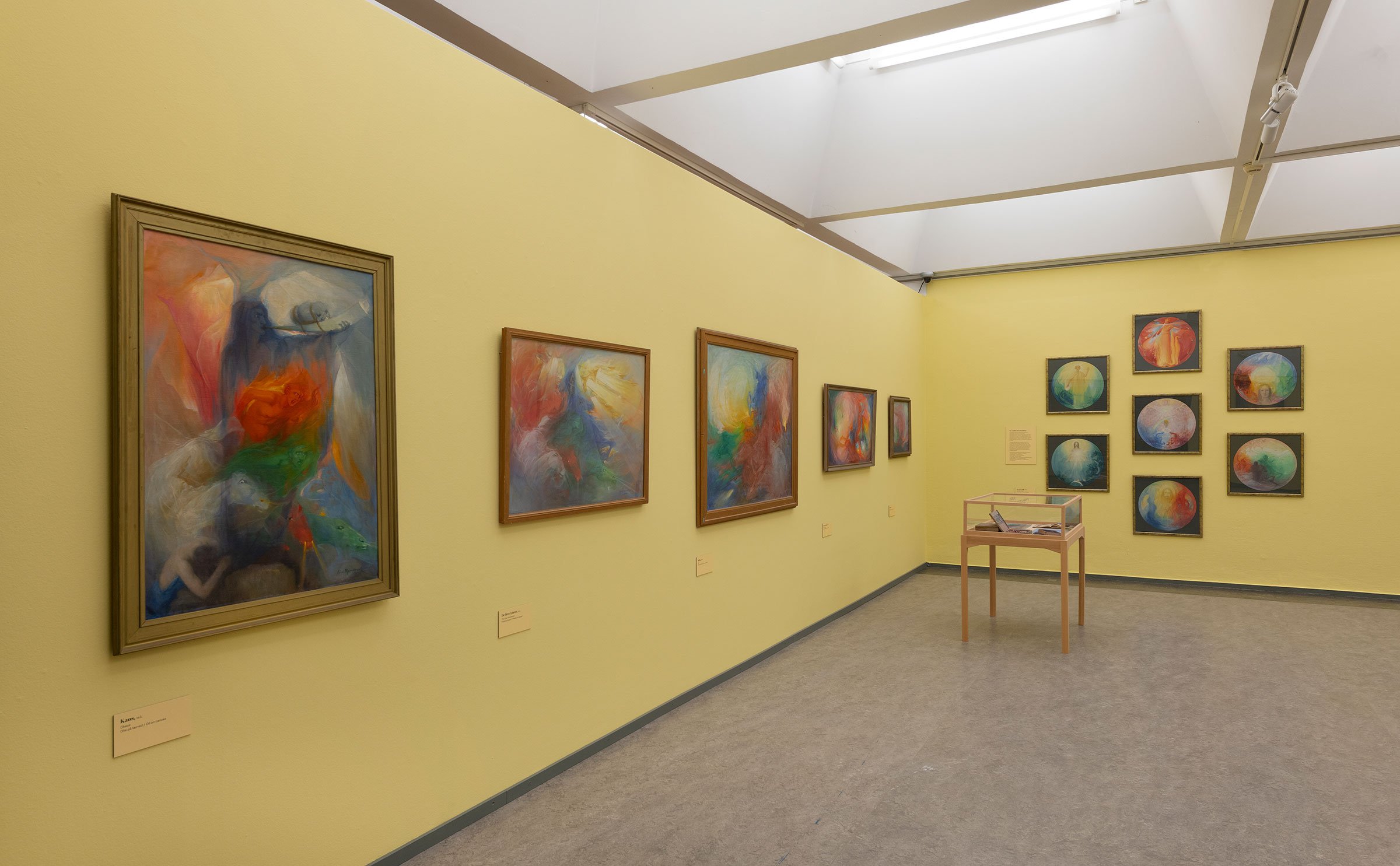 View fra udstillingen <i>At male det usynlige</i>. Foto: Lars Bay.