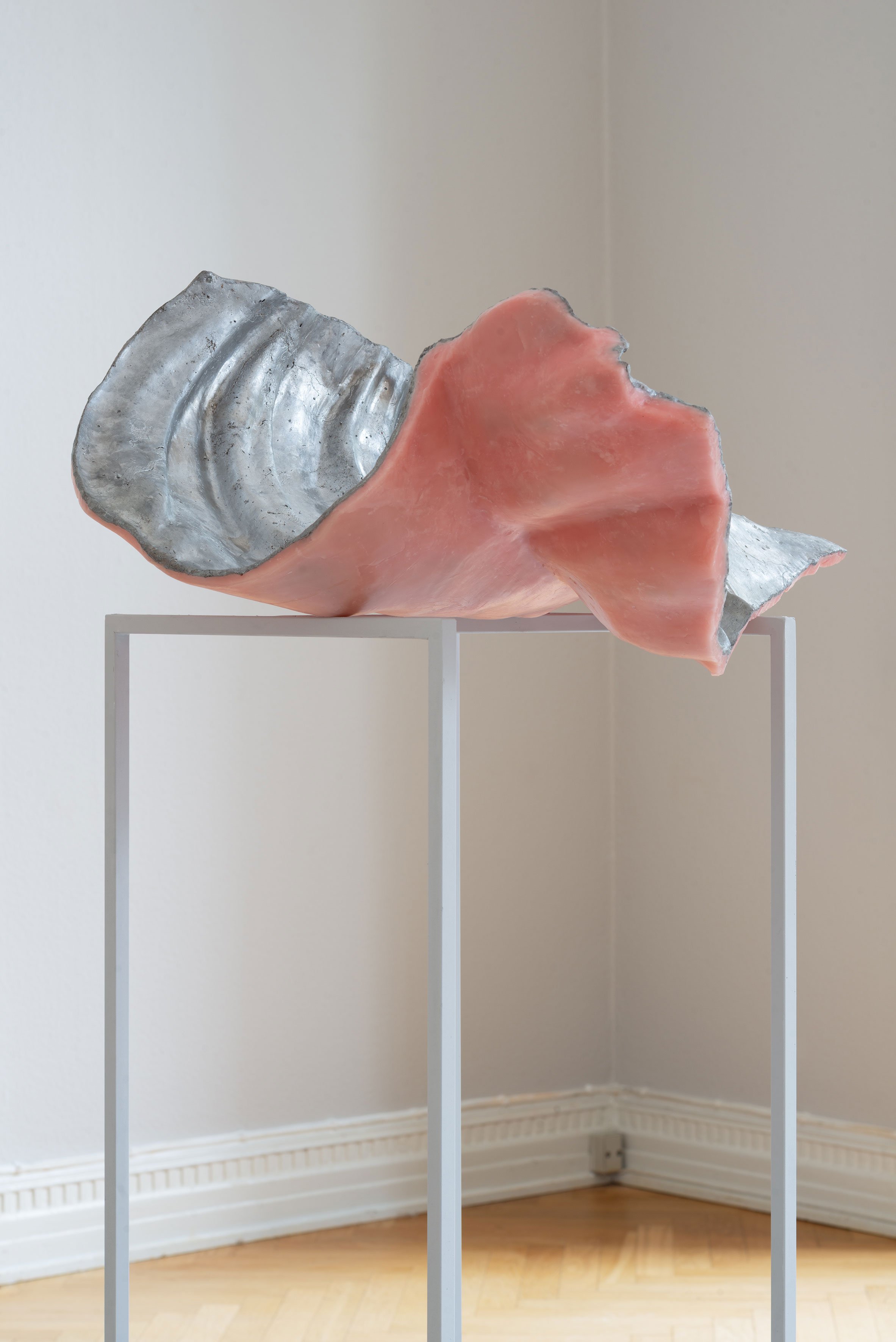 <i>Triade #1</i>, 2024 af Tina Maria Nielsen. Foto: Jacob Friis-Holm Nielsen.