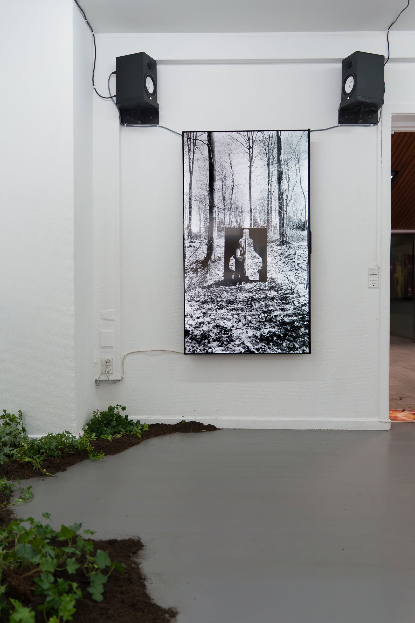 Jonas Kjeldgaard Sørensen: </i>Kundekartotek</i>, 2026. Foto: Pernille Emilia Kjær.