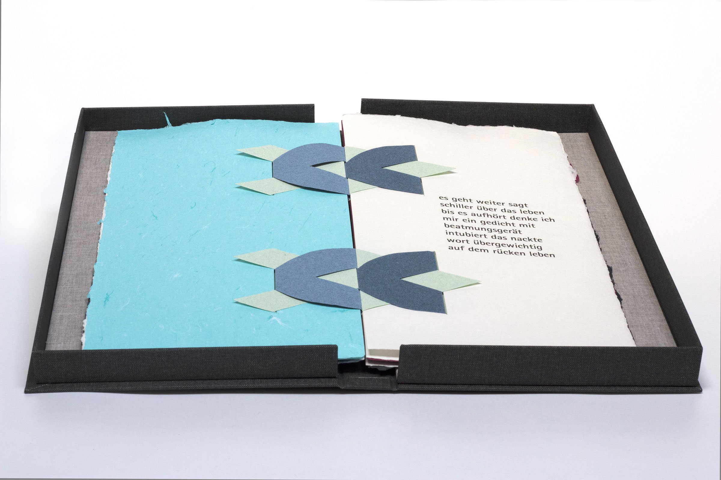 John Gerard: <i>Der Gipfel</i>, 2021 – Foto: Gerard Paperworks.