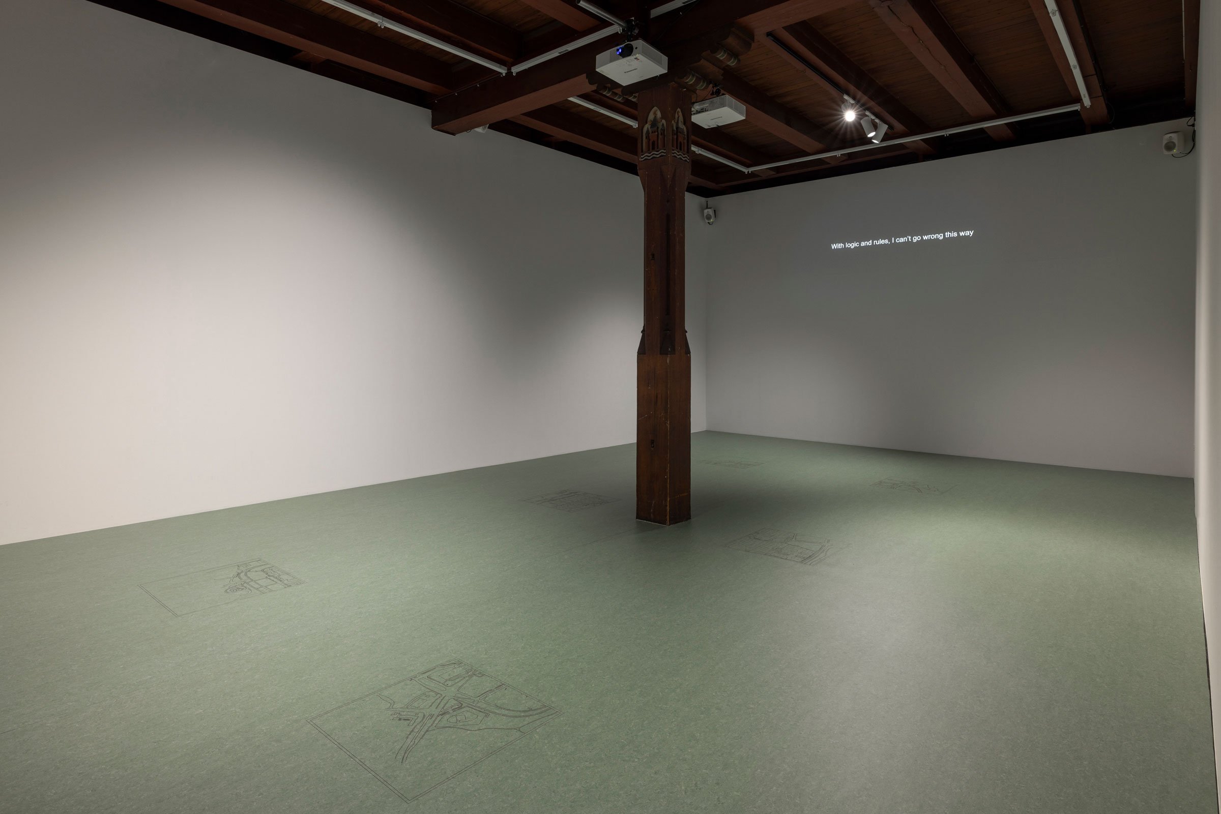 View fra udstillingen <i>Rest and Routine – Duet for Sanatorium and Modern Hospital</i>. Foto: Mads Holm.