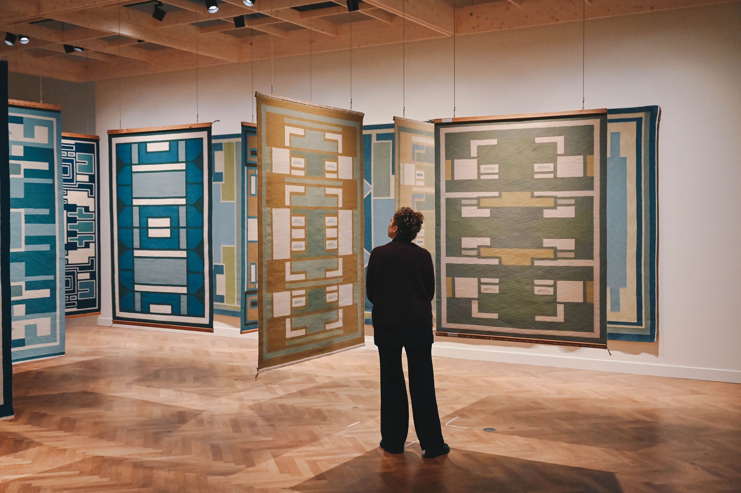 Installationsview fra udstillingen <i>Anna Thommesen: Vævninger</i>. Foto: SMK.