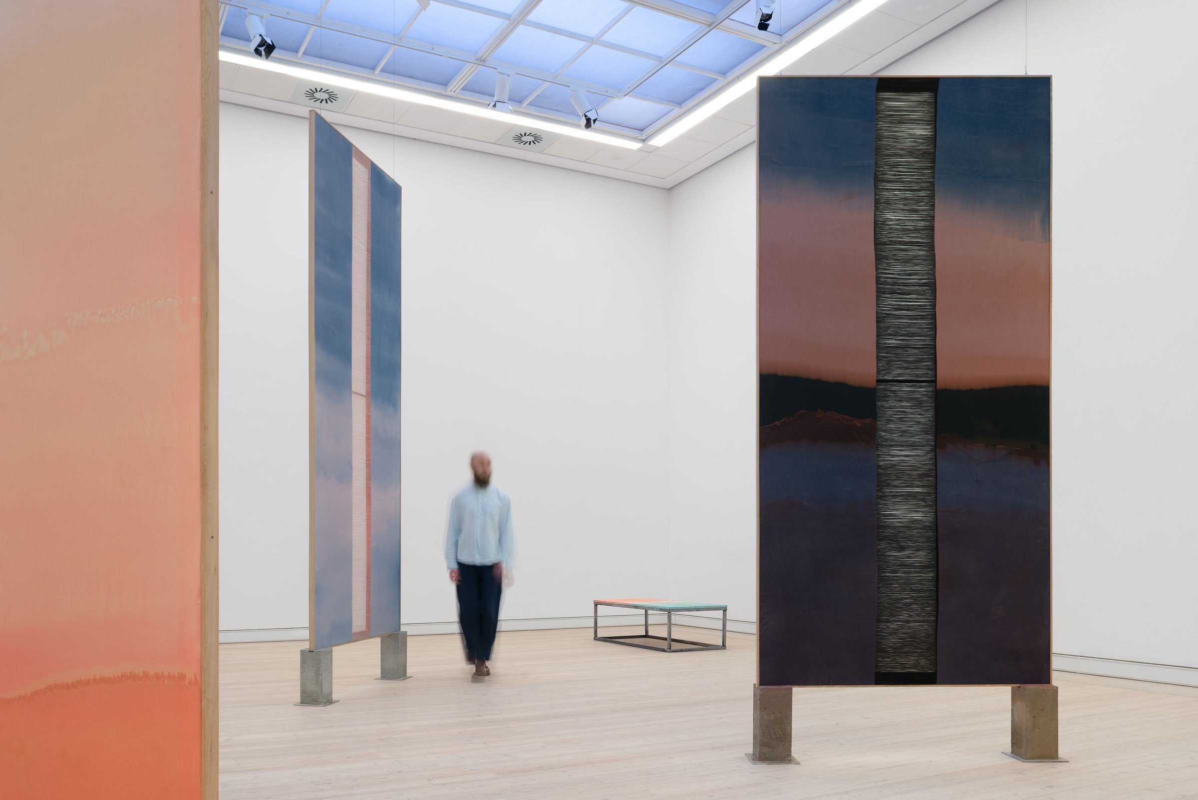 View fra udstillingen <i>Stream of Strings</i> af Martha Skou. Foto: Jacob Friis-Holm.