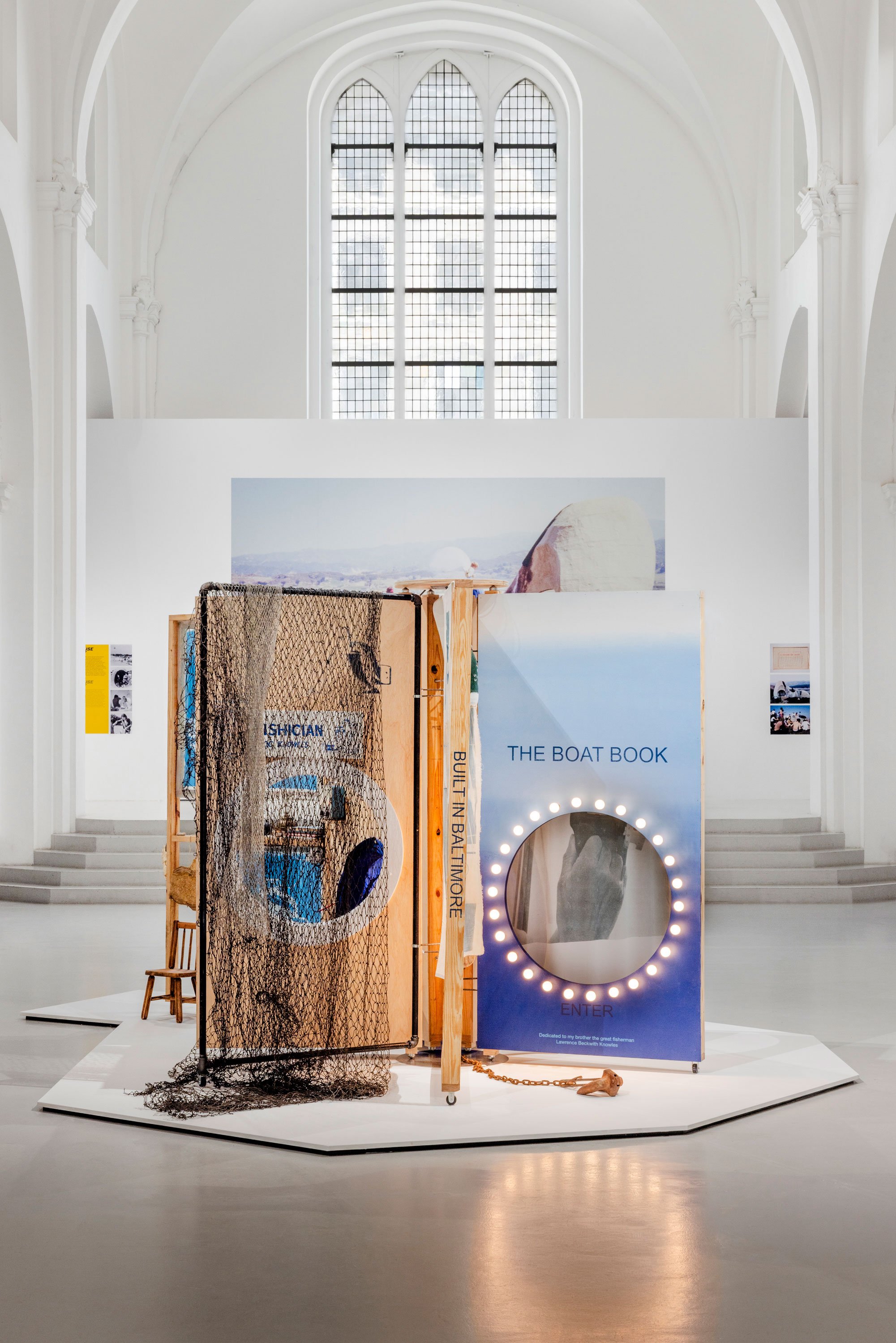 View fra udstillingen <i>Alison Knowles: Retrospektiv 1960-2022</i>. Foto: Mads Holm.