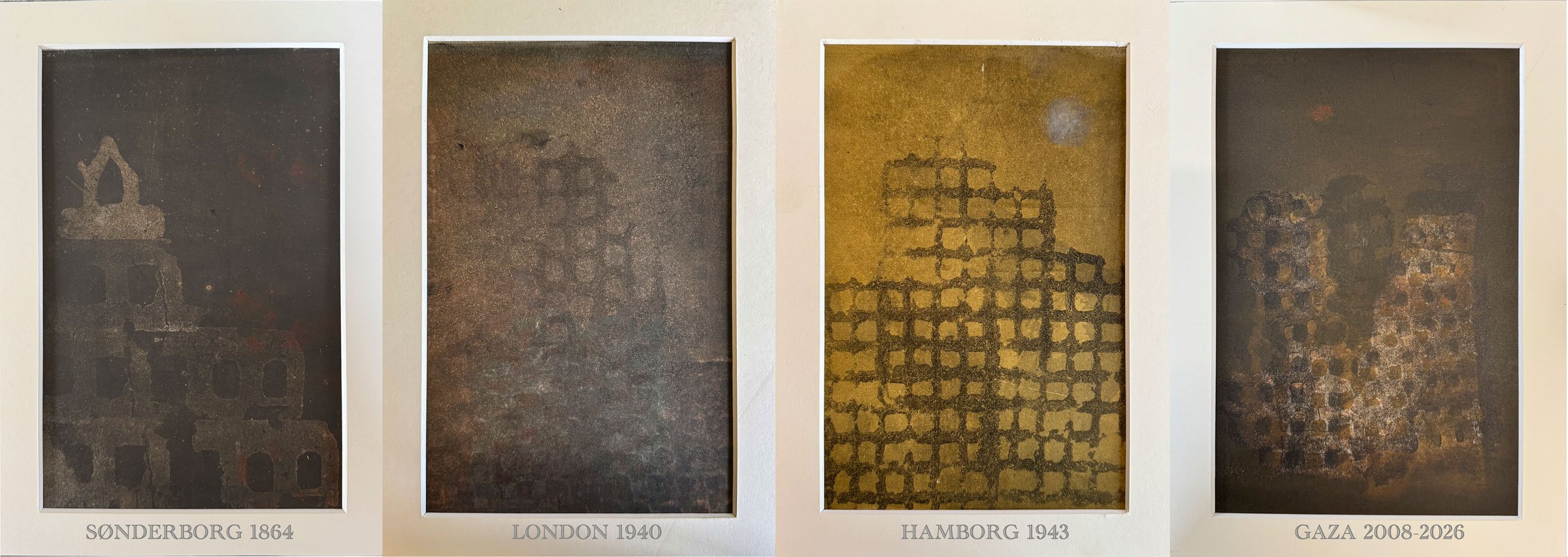 Værk fra udstillingen <i>Af grænselandet - i verden</i>: <i>Sønderborg 1864 London 1940 Hamborg 1943 Gaza 2008</i>. Foto: Kristian Mainz / Nikolaj Callesen.