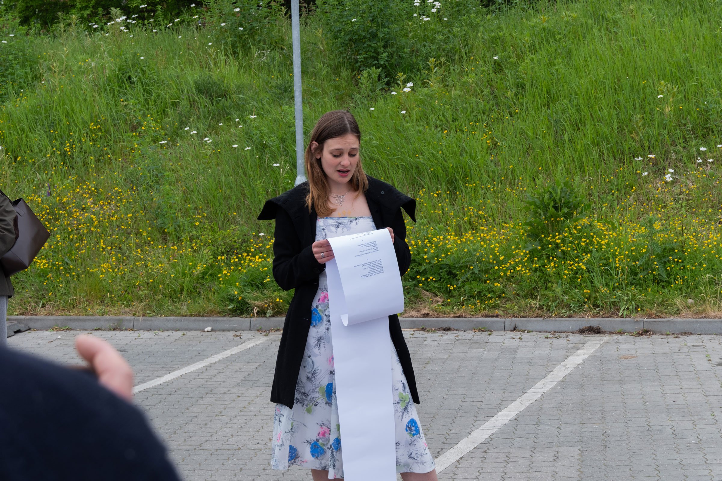 Performance af Liv Guhle-Johansen. Foto: Filip Grønning.