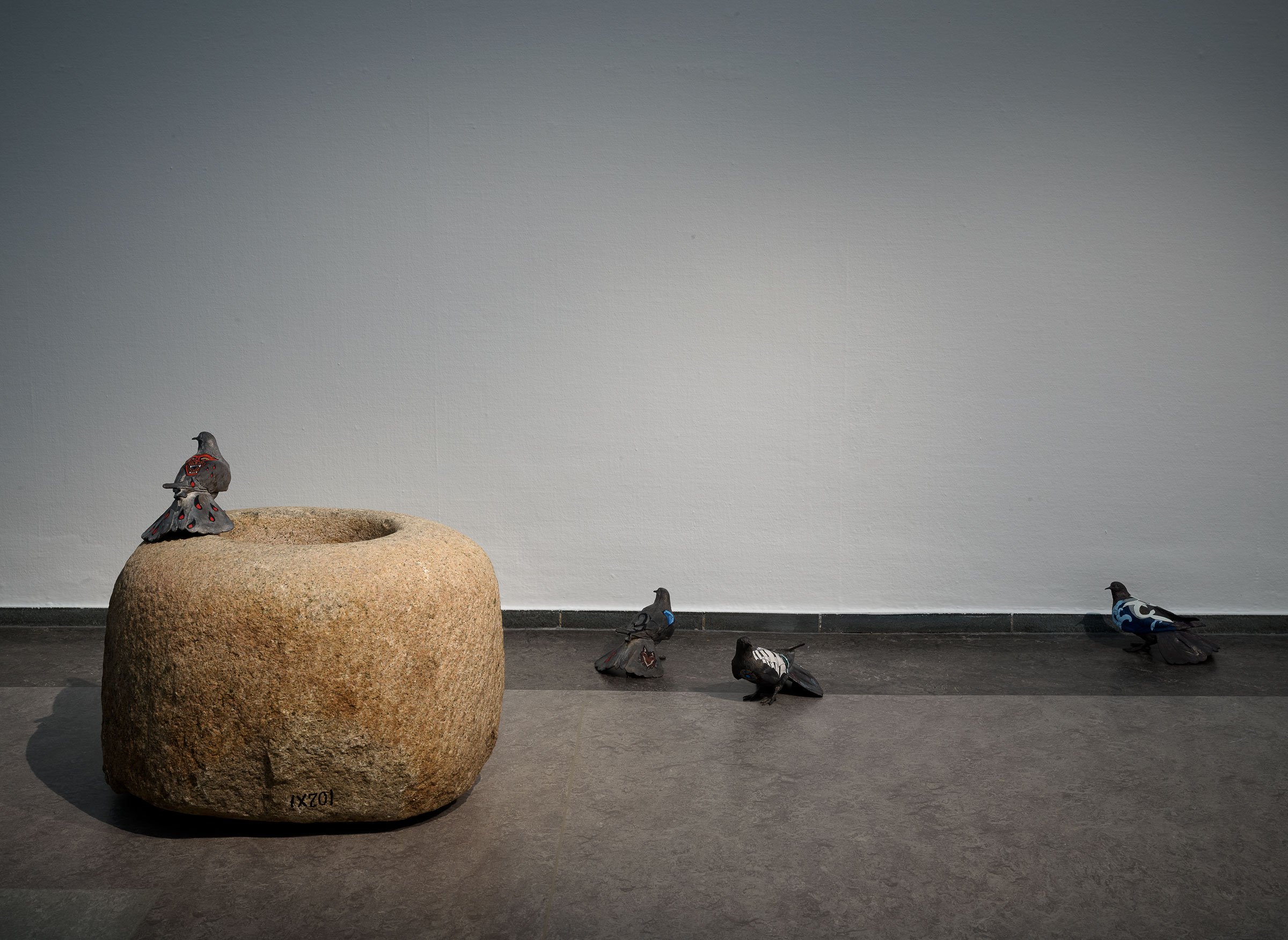 View fra udstillingen <i>Let's Talk About the Baby</i> af Nina Saunders. Foto: Kirstine Mengel.