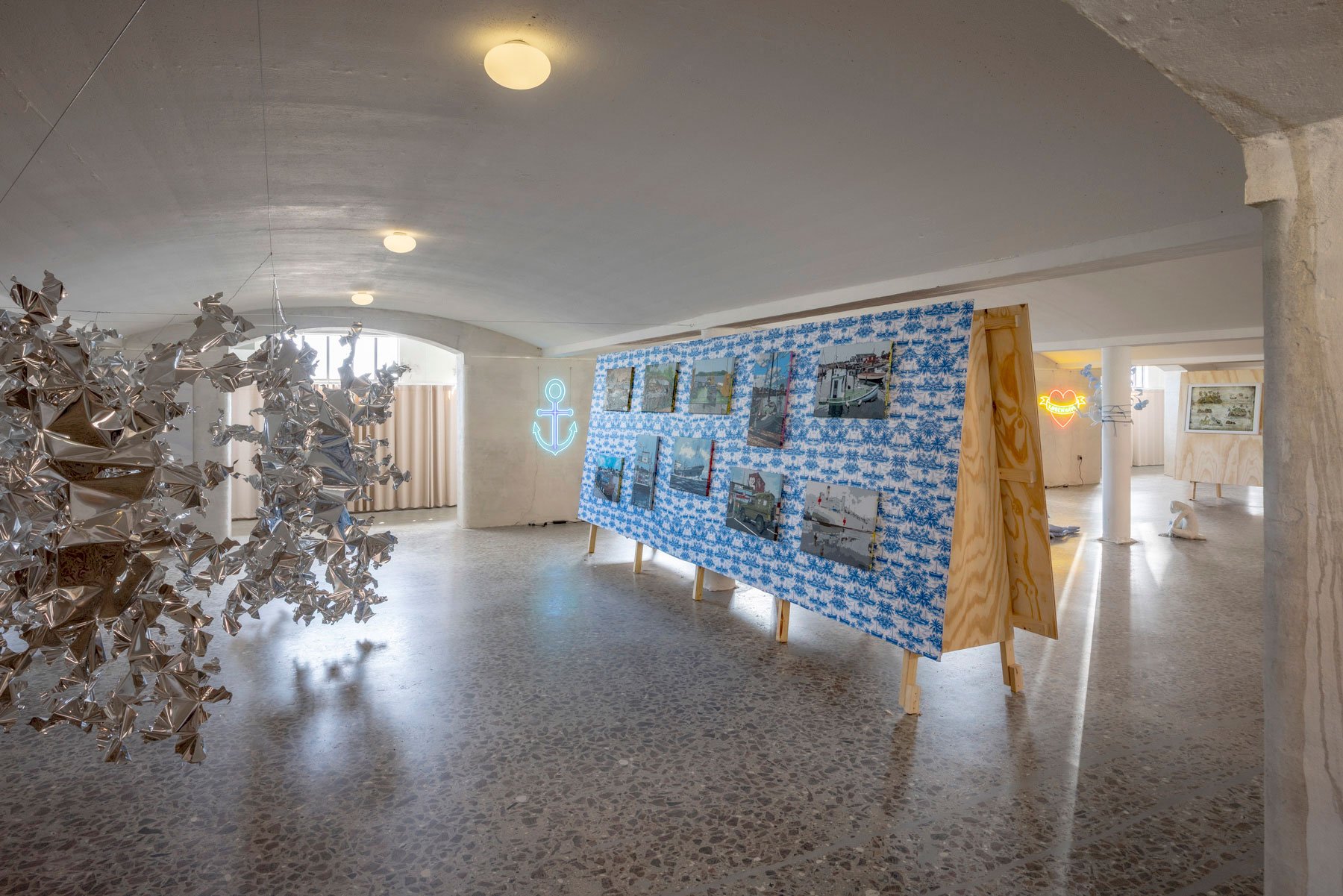 Installationsview, Fri Havn, Corner, 2026. Foto: Malle Madsen.