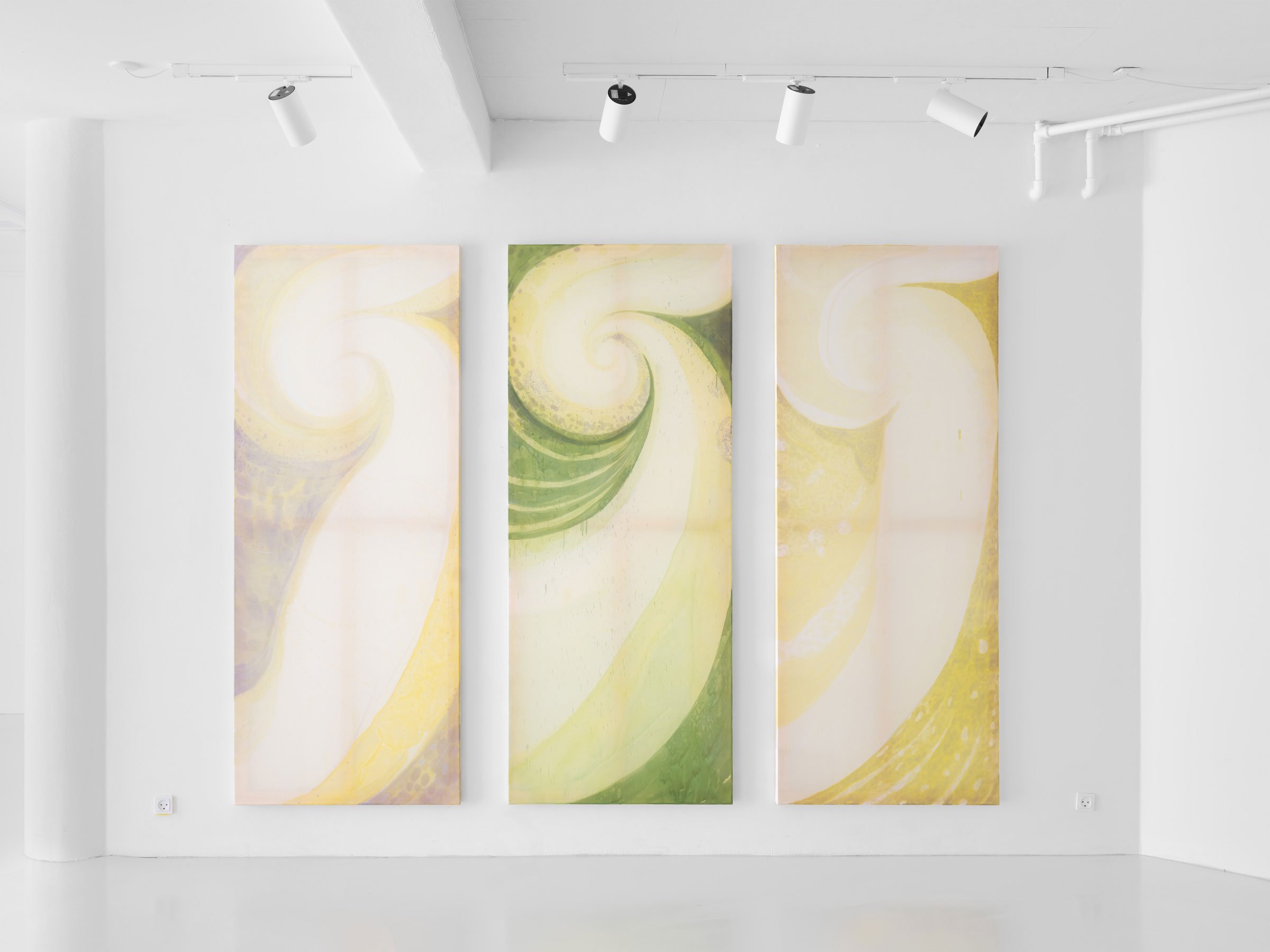 Nanna Riis Andersen og Daniela Bergschneider, Skin, Shape, Shelter, installationsview, Formation Gallery, 2026. Foto: Formation Gallery.