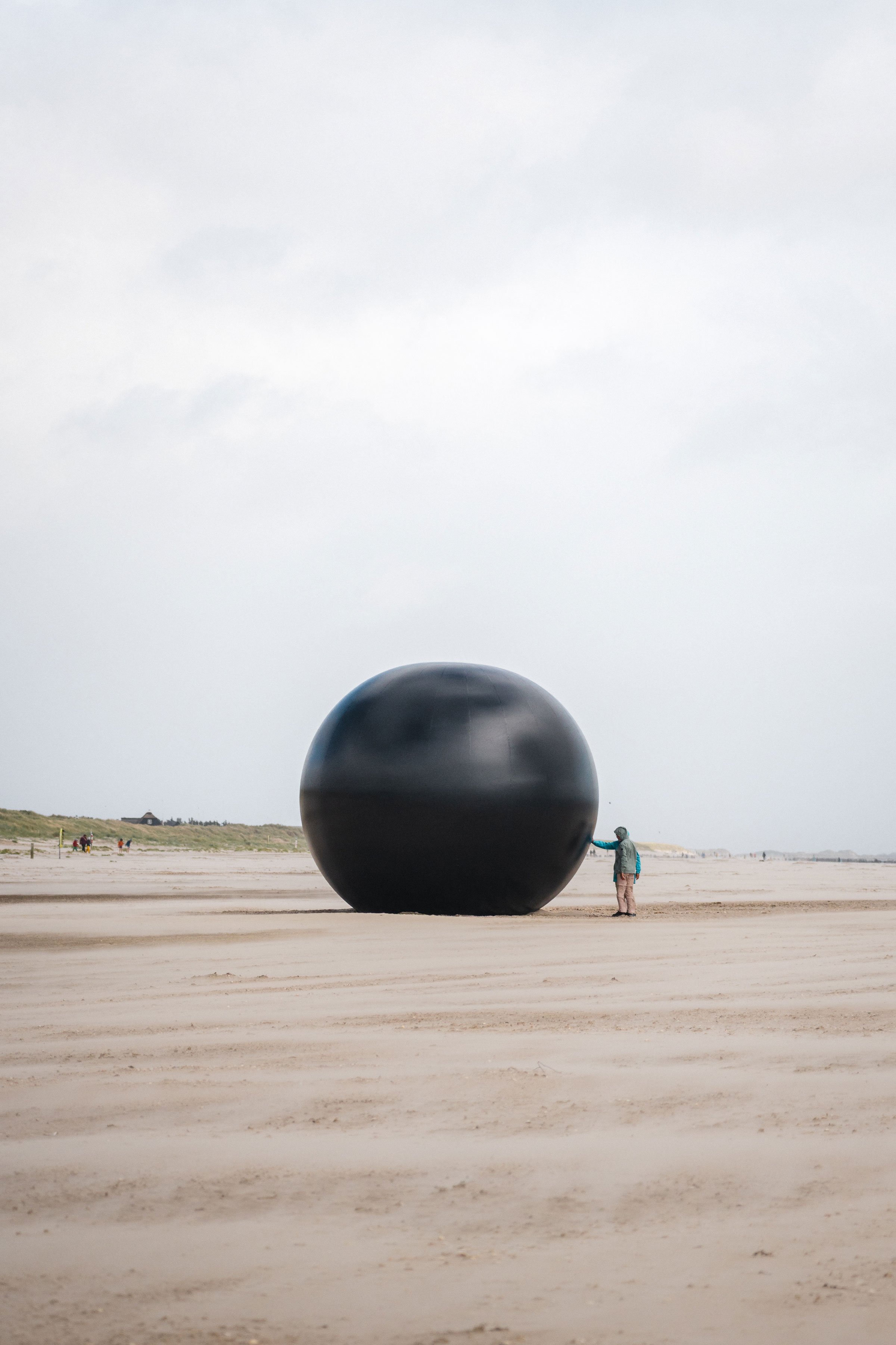 AVPD, Scaled Objects. Bringing In The Tide, Wadden Tide, 2026. Foto: Anders Worup.