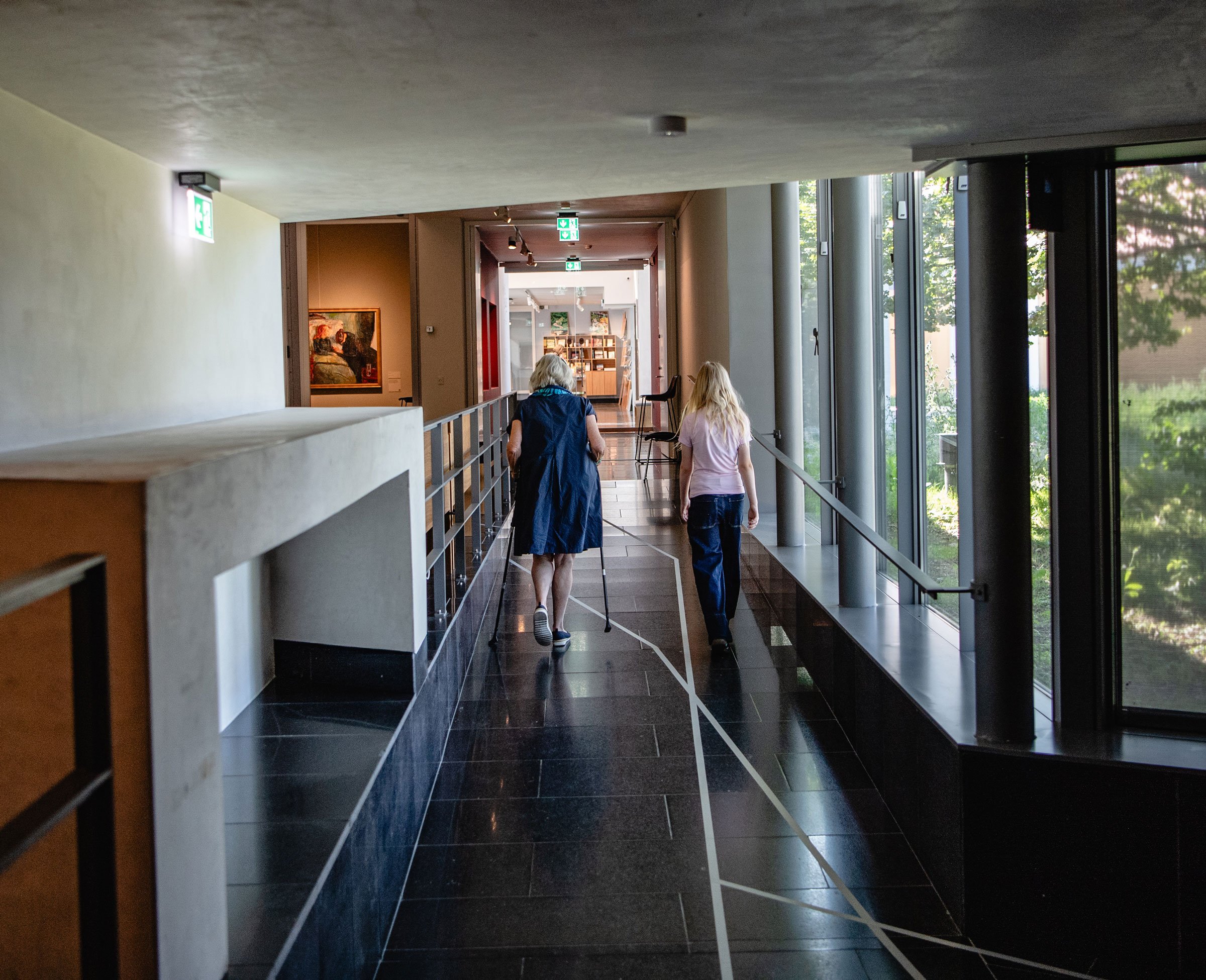 På hvis skuldre - Lars von Trier kuraterer, installationsview, 2026. Foto: Willumsen Museum.