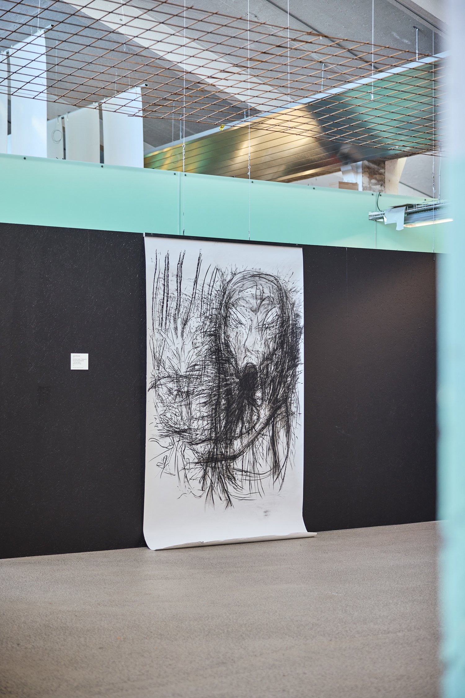 Dét der forbinder os|Ataqatigiinneq, installationsview. Spinderihallerne, 2026. Foto: Kenneth Stjernegaard. Fotografi &amp; Film.
