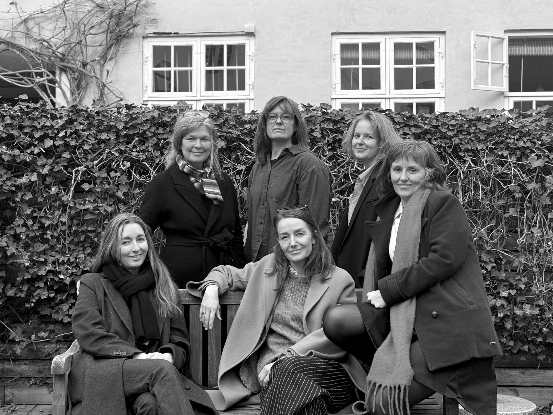 NOEMs bestyrelse består af Banja Rathnov, Trine Søndergaard, Louise Rytter, Anna Lawaetz, Charlotte Præstegaard Schwartz og Sarah Giersing. Foto: NOEM