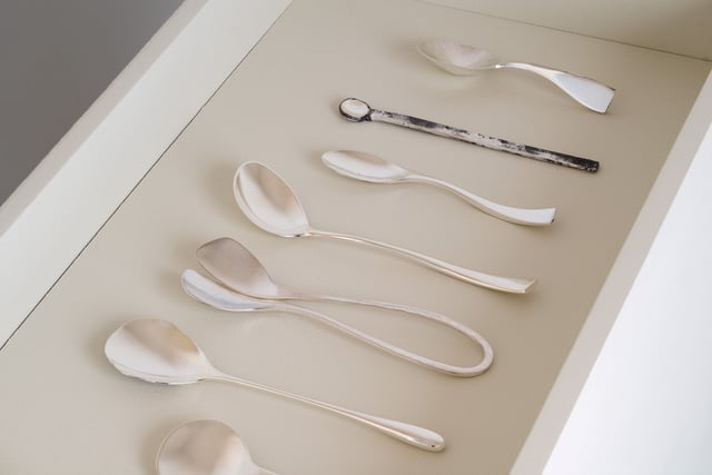 Lone Løvschal “Fluktuerende skeer” Sterling sølv