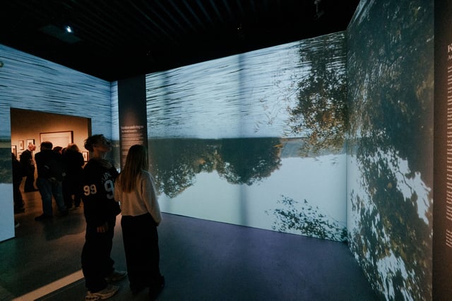 View fra udstillingen <i>Verden omkring os</i>. Foto: Malthe Ivarsson.