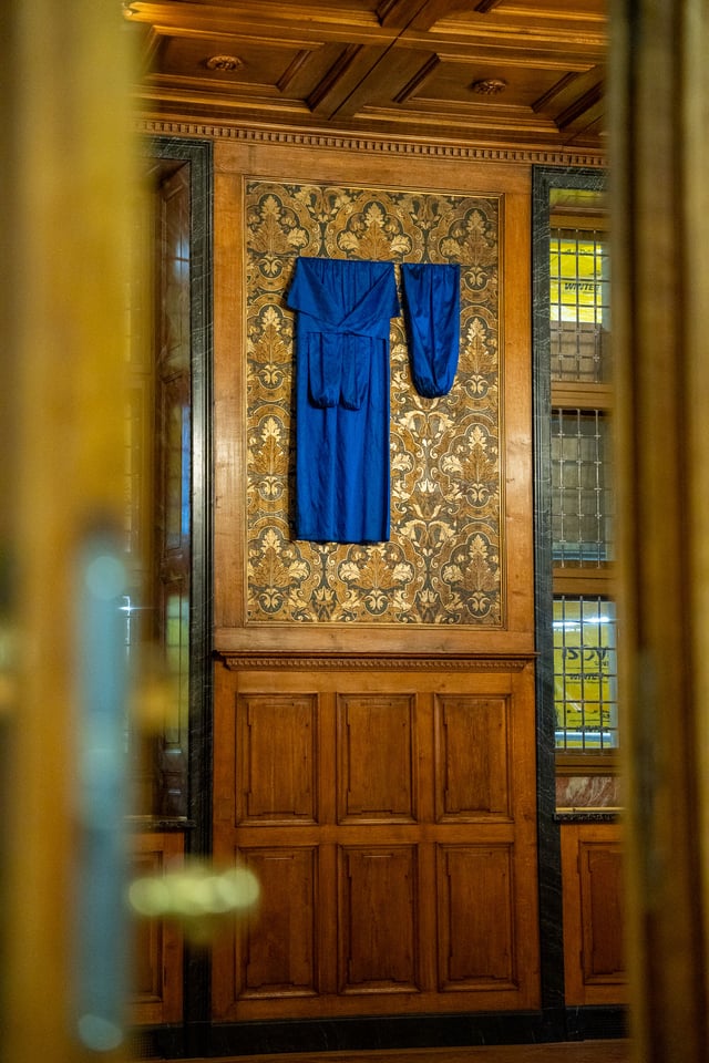 Formandens kontor med Bigitte Boesgaard Udfald, koboltblå (2024). Foto: Dansk Erhverv.