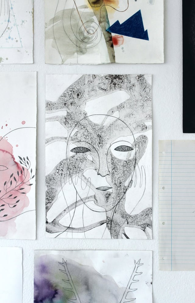 Fra udstillingen <i>Knus glasset og fald ind i glaspusterens ånde</i>. Foto: Ole Bak Jakobsen.