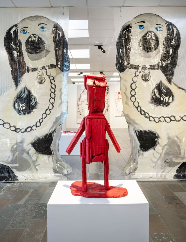 Alberte Skronski: Two Dogs + Leif Sylvester: Druknet sømand (Et råb om hjælp). Foto: Torben E. Meyer.