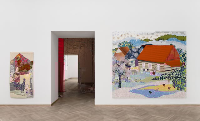 View fra udstillingen <i>Pani, so tradeł / Water that Wanders</i> af Małgorzata Mirga-Tas. Foto: David Stjernholm.