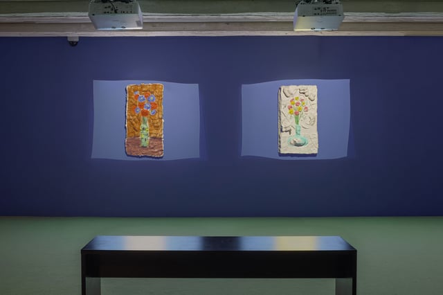 Egill Sæbjörnsson: <i>Flower Vases</i>, 2021. Foto: Chris Calmer.