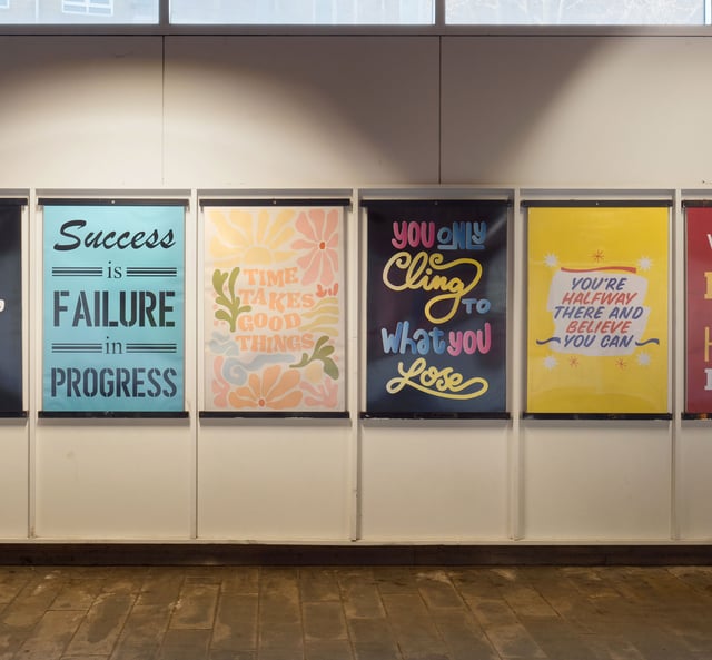 Anders Bonnesen: <i>Motivationsparalyse</i>, detalje plakatfrise. Foto: Sofus Graau.