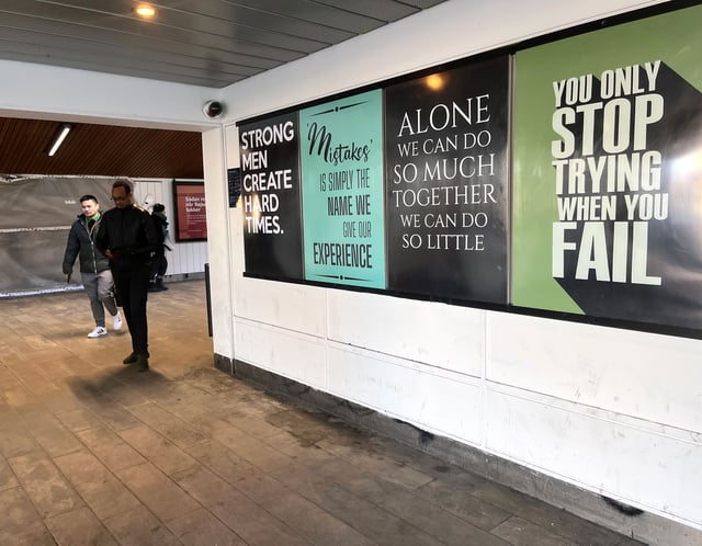 Anders Bonnesen: <i>Motivationsparalyse</i>, detalje plakatfrise. Foto: Sofus Graau.