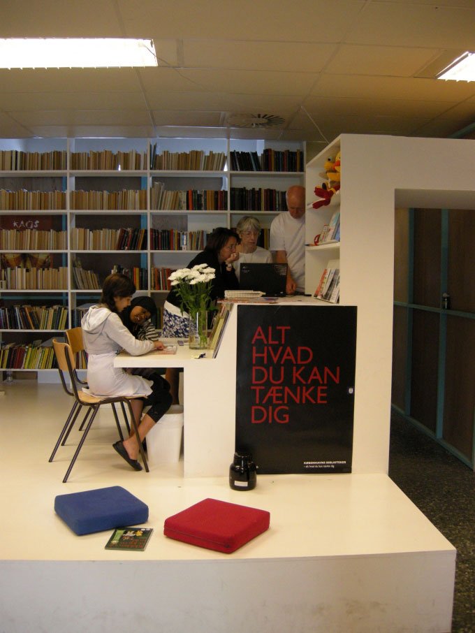 I bazaren er også indrettet bibliotek, biograf og lokalmuseum. Foto: Matthias Hvass Borello