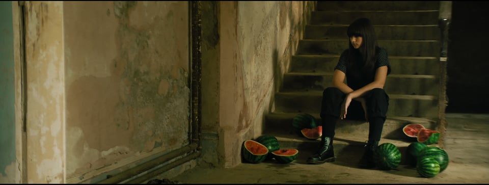 Larissa Sansour og Søren Lind: Still fra filmen <em>Familiar Phantoms</em>, som er inspireret af anekdoter fra Sansour’s familiehistorie og hendes tidlige barndom i Bethlehem.