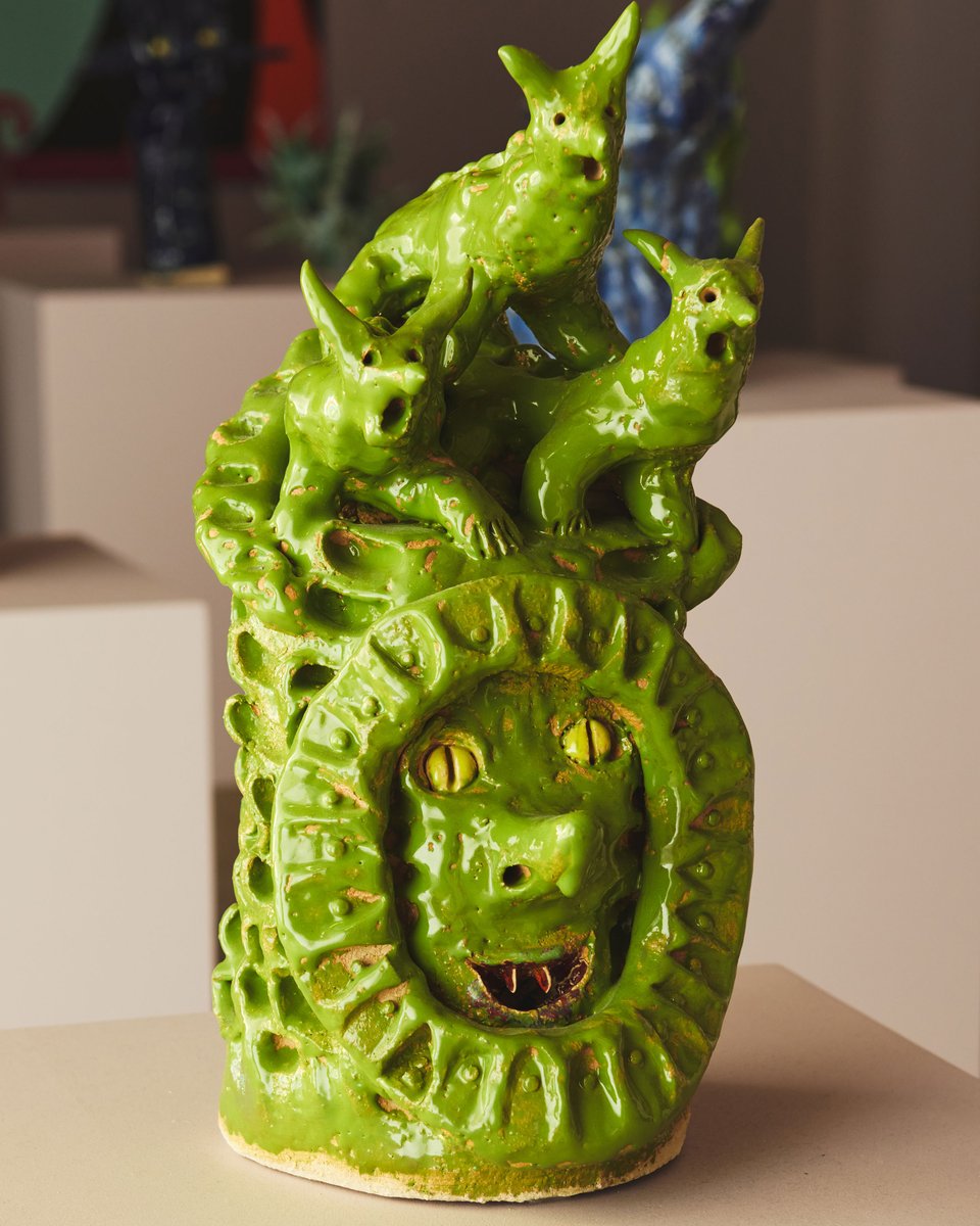 Keramisk skulptur af Frederik Næblerød. Foto: Armin Tehrani