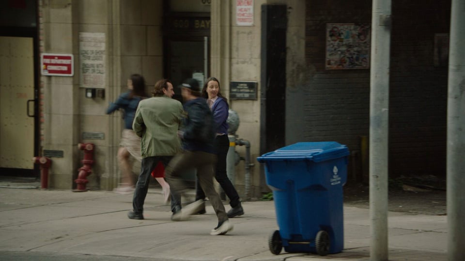 Frame fra filmværket <i>Your Cards Are Bleeding</i> af Kåre Frang.